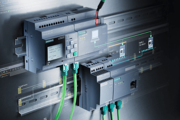 مجهز به سیستم نرم افزاری PLC